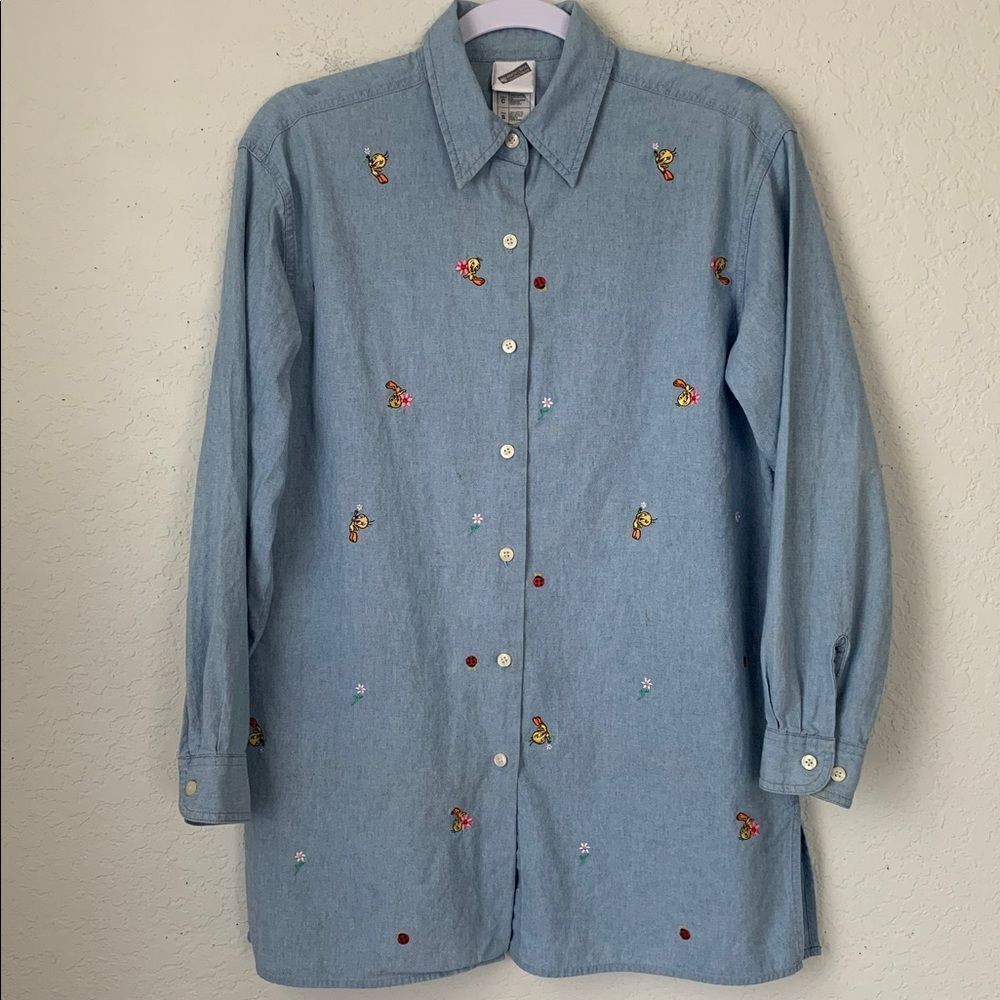 VTG Warner Bros. Tweety Birds Light Blue Denim Embroidered Shirt Size S